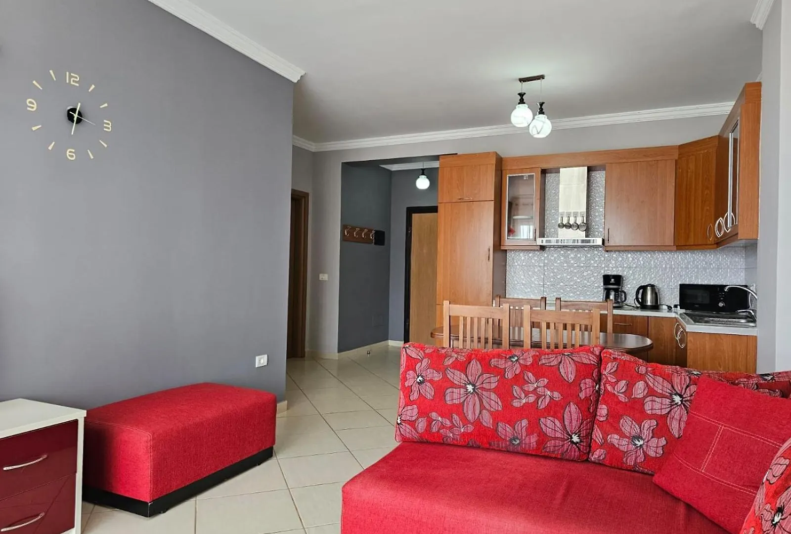 Bistrica Apartment With Sea View ساراندا